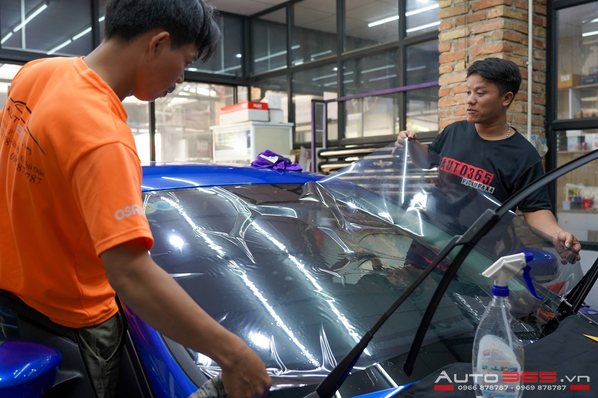 BMW 520I lột xác ngoạn mục với dán Wrap thay đổi màu sơn xe